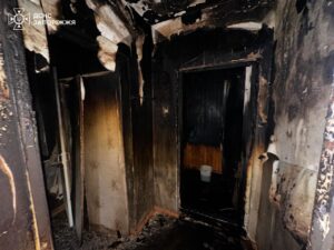 В багатоповерхівці Запоріжжя сталася пожежа: загинув чоловік