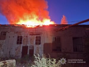 Ударами пошкоджено багатоповерхівки: наслідки російських ударів по Запорізькій області, — ФОТО
