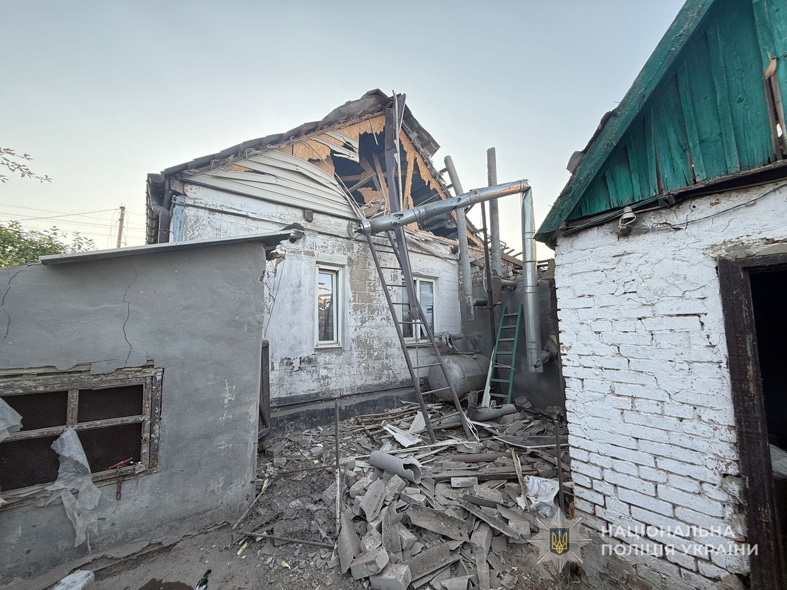 Знищено майно людей: наслідки російських ударів по Запорізькій області 6 серпня, — ФОТО