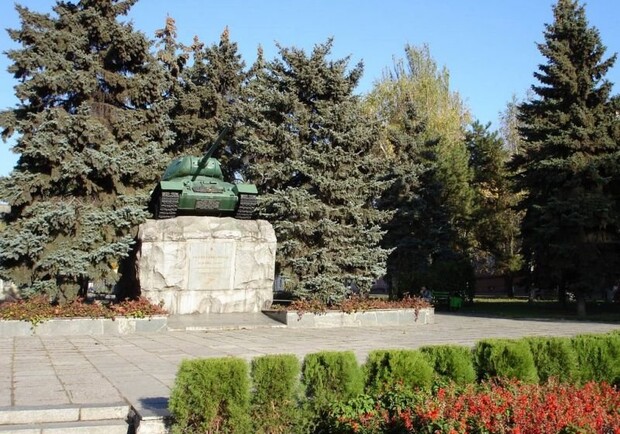 У Запоріжжі пропонують перейменувати майдан Університетський на майдан Степана Бандери