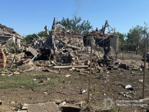 Пошкоджено будинки та авто: наслідки російських ударів по Запорізькій області 5 вересня, — ФОТО