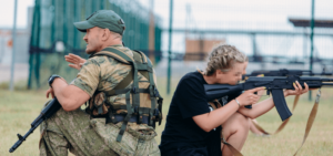 Міжнародні дослідники фіксують масове вивезення українських дітей з окупації