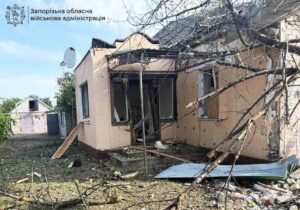 Гатили з артилерії та атакували безпілотниками: за добу ворог завдав 440 ударів по Запорізькій області