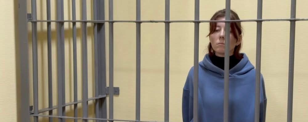 Донатила на ВСУ: россияне вынесли приговор жительнице оккупированного Энергодара, обвинив ее в «государственной измене»