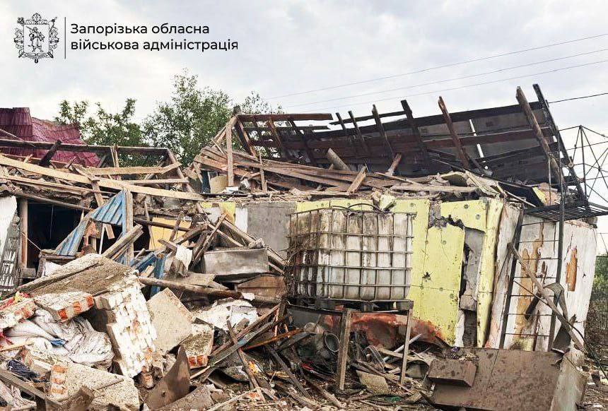 Троє поранених: ворог завдав 523 удари по Запорізькій області