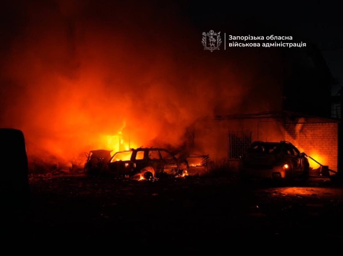 Вночі росіяни масовано вдарили по трьом районам Запоріжжя: є жертви і поранені, – ФОТО, ВІДЕО