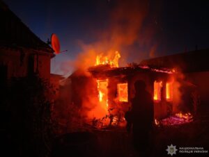 Ворог вдарив по Запорізькій області 576 разів, під завалами будинку загинув чоловік: наслідки російських обстрілів 22 вересня, — ФОТО