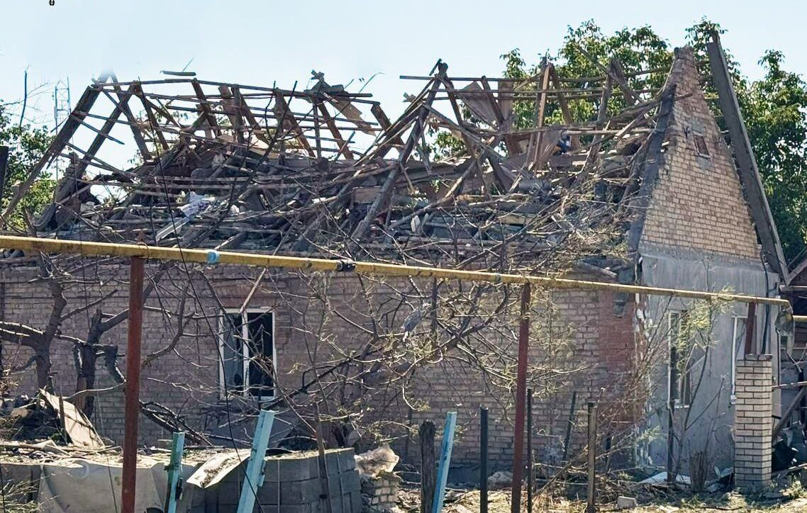 Под ударами российских войск находились одиннадцать городов и сел Запорожской области: от обстрела Пологовского района пострадал мужчина