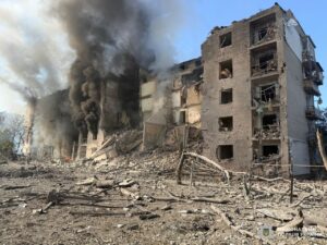 Зруйновано багатоповерхівку: наслідки російських влучань по Запорізькій області 1 жовтня, - ФОТО
