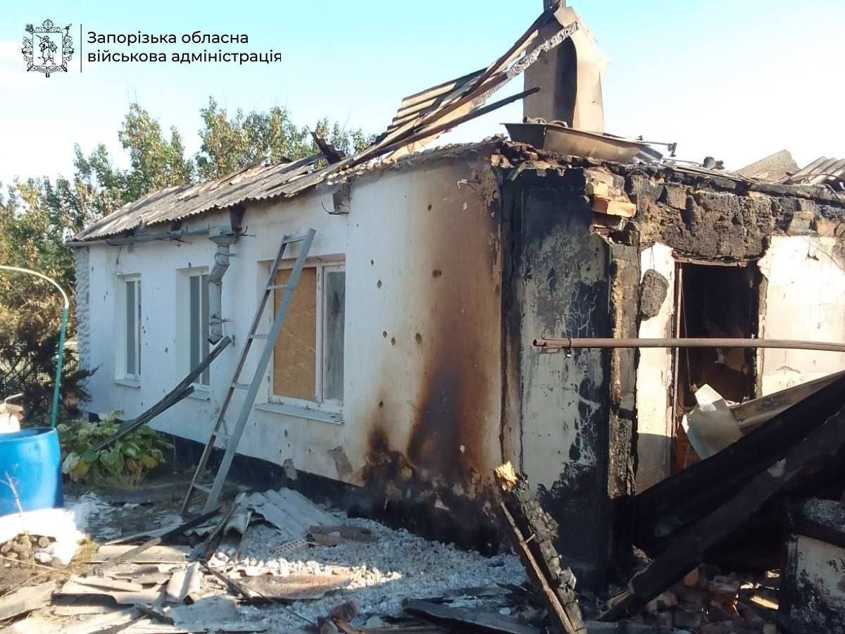Трое раненых: враг нанес 596 ударов по Запорожской области