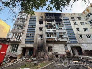 Зруйновано багатоповерхівки та квартири: наслідки ворожих влучань по Запорозькій області 3 жовтня, — ФОТО