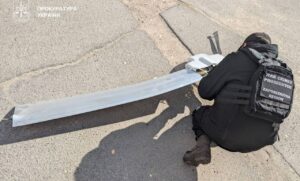 Утренние взрывы в Запорожье: пострадала 20-летняя девушка, обстрелы расследуют как военное преступление