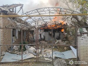 Уничтожено имущество людей: последствия вражеских попаданий по Запорожской области 8 октября, — ФОТО
