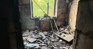 Оккупанты 25 октября ударили по Запорожской области 663 раза за сутки: повреждены дома, квартиры и автомобили, — ФОТО