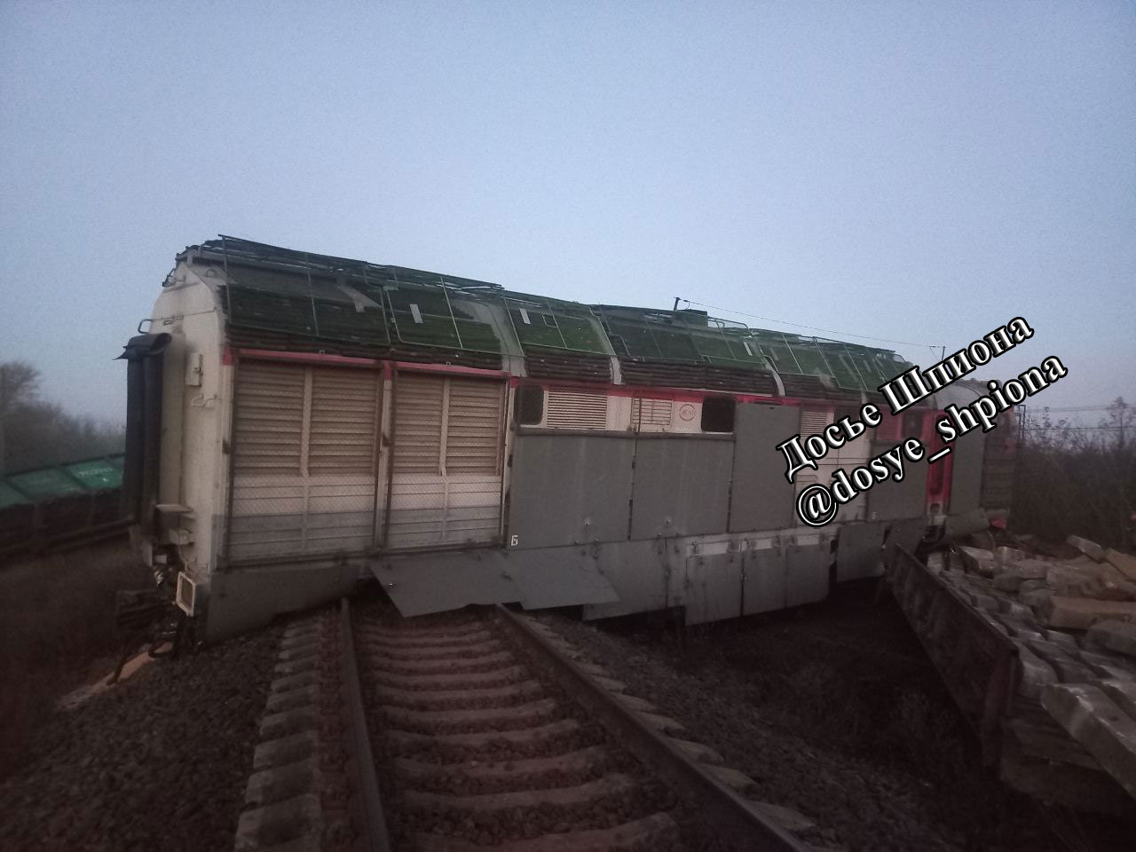 В Бердянском районе подорвали железнодорожные пути: работа участка приостановлена, — ФОТО