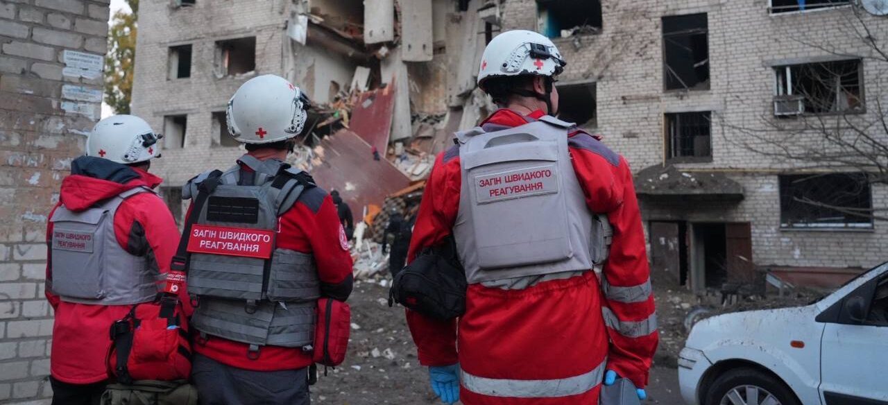 У стані середньої тяжкості: стало відомо, скільки дітей залишаються у лікарнях після вчорашнього російського обстрілу Запоріжжя