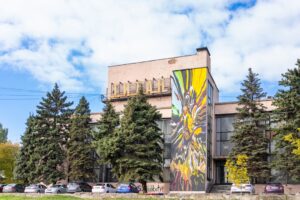 Доступний для людей з інвалідністю: запорізький палац культури «Титан» стане безбар’єрним