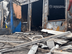 Забито сотні вікон, надійшло понад тисяча заявок щодо пошкоджень: у Запоріжжі продовжують ліквідувати наслідки російського удару по Шевченківському району