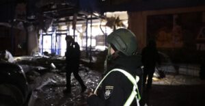 Ворог обстріляв Запорізьку область 894 рази, дві людини загинули, дев’ять — постраждали: наслідки ударів 22 листопада, — ФОТО