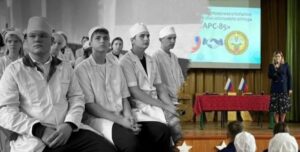 В оккупированном Бердянске российские захватчики готовят студентов местного медицинского колледжа к работе на фронте