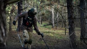 Запорожские взрывотехники полиции с начала года обезвредили более 1120 боеприпасов: жителей области призывают быть осторожными