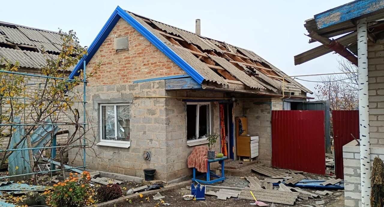 Враг ударил по Запорожской области 708 раз за сутки: последствия российских обстрелов 16 ноября, — ФОТО