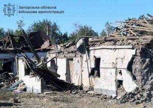 Пошкоджено будинки та машини: ворог завдав 562 удари по Запорізькій області