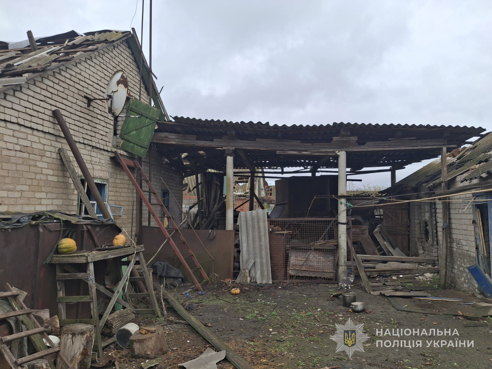 Зруйновано багатоквартирні будинки: наслідки ворожих влучань по Запорізькій області 24 листопада, - ФОТО