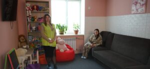 Допомога жінкам, які постраждали від домашнього насильства: як у Запоріжжі працюють кризові кімнати, — ФОТО