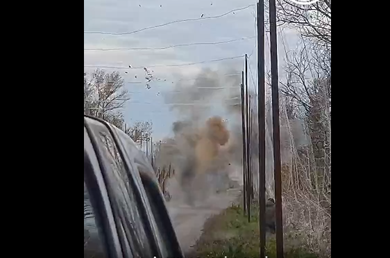 FPV вибухає у повітрі: у Запорізькій області показали роботу антидронових тунелів, — ВІДЕО