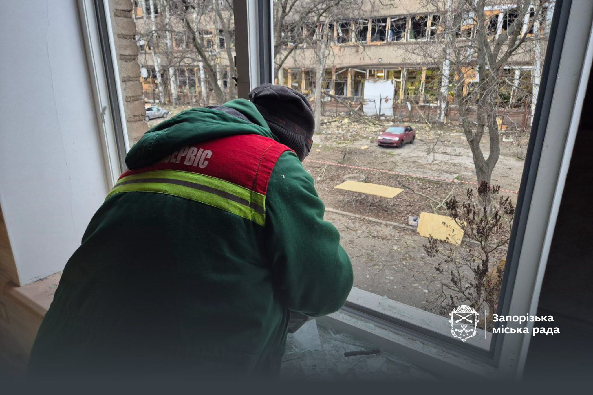 Авіаудар по Запоріжжю: першочергові роботи з ліквідації наслідків завершено