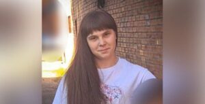 Полиция Полтавской области разыскивает 15-летнюю пропавшую девушку, которая могла поехать в Запорожье: фото и приметы