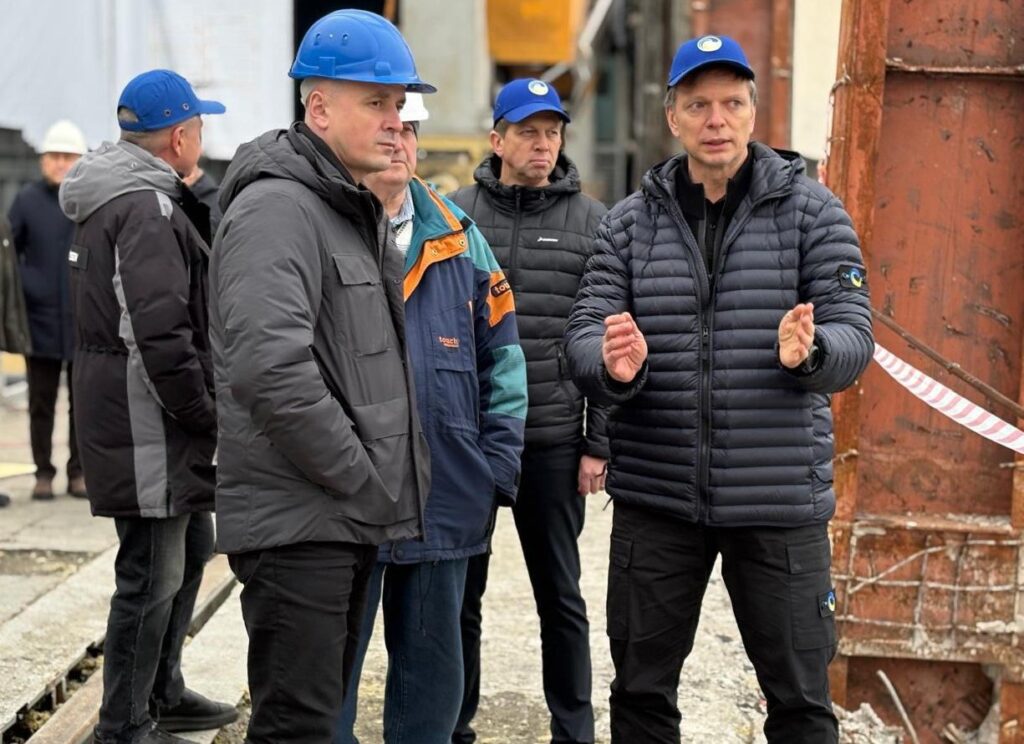 Захист енергоінфраструктури та стан об’єктів генерації: Запоріжжя відвідав виконувач обов'язків міністра енергетики (ФОТО)