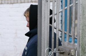 Окупанти засудили до 12,5 років колонії пенсіонерку із Запорізької області: росіяни її звинуватили у державній зраді