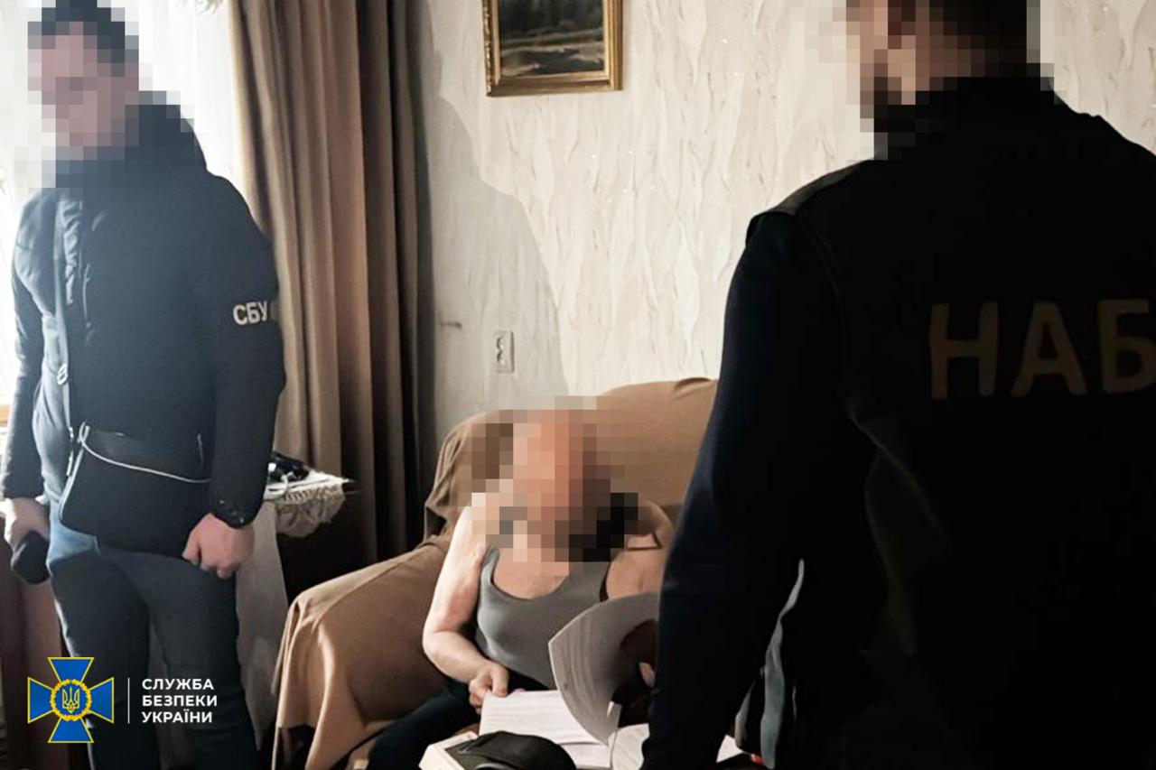 В Запорожье и на Днепропетровщине разоблачили схему по хищению на закупках брони для танков