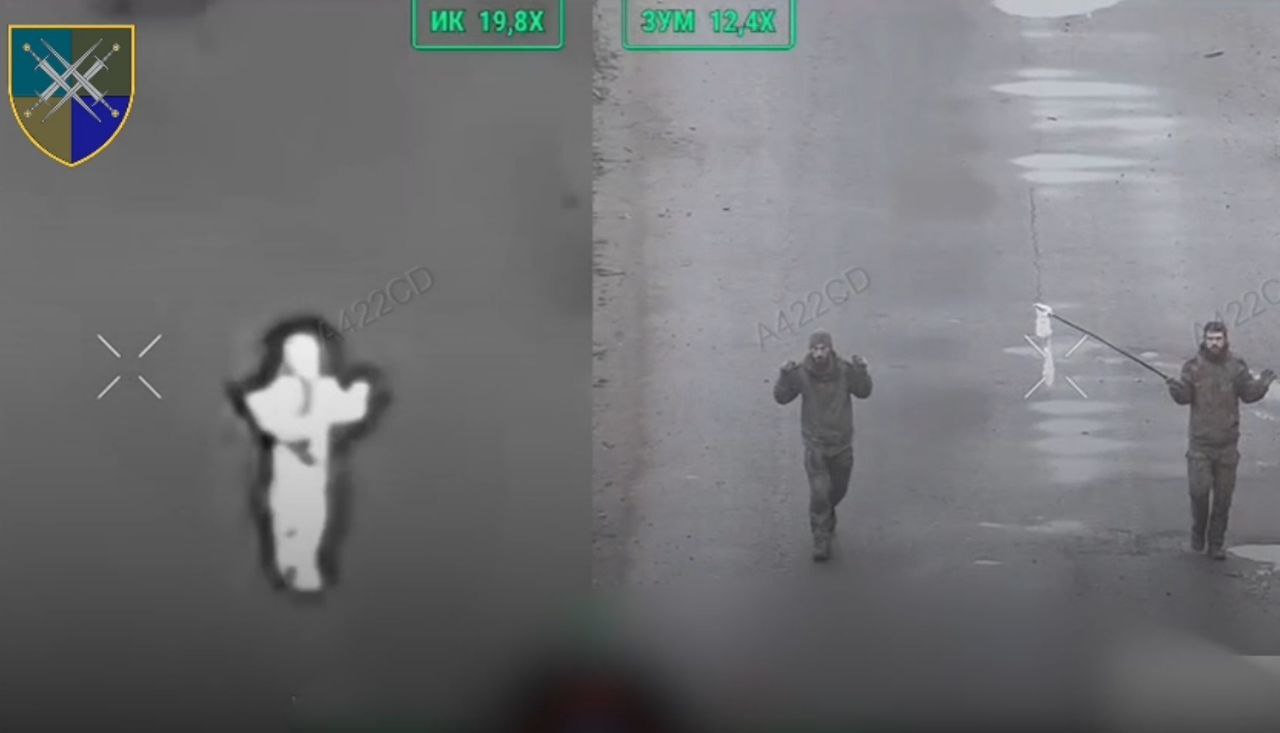 «Слишком низкий моральный дух»: в Запорожской области двое захватчиков сдались в плен, - ВИДЕО