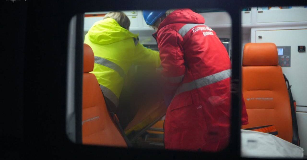 Российский удар по запорожской многоэтажке: стало известно о состоянии пострадавших