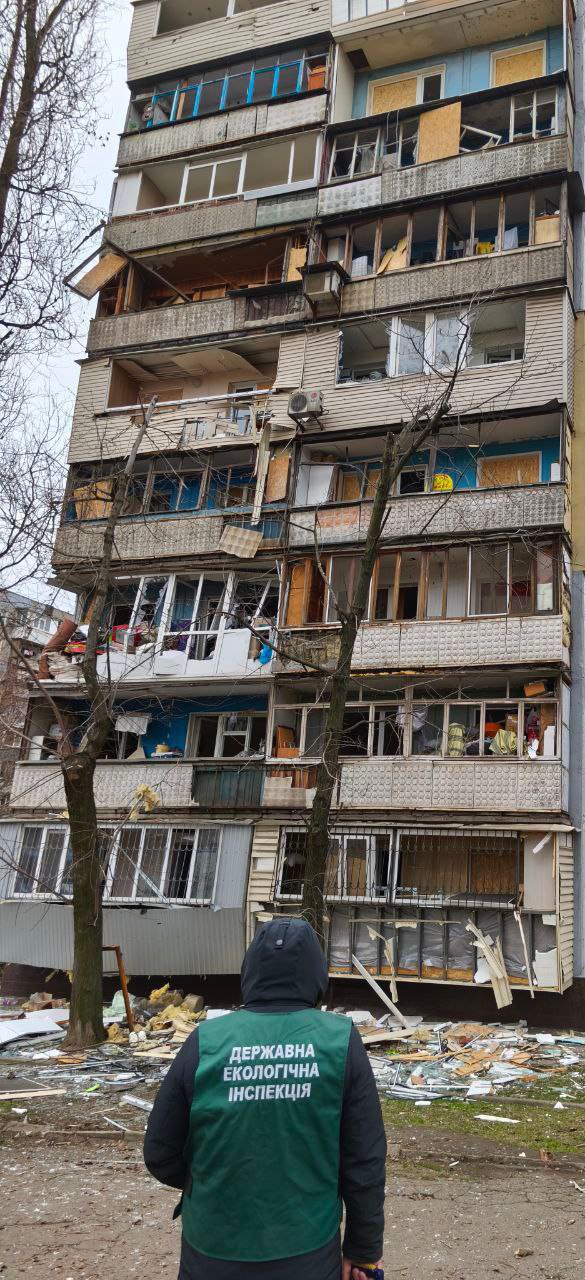 Бригады трудятся без остановок: глава ЗОВА рассказал о работе городских служб после недавнего удара по Запорожью