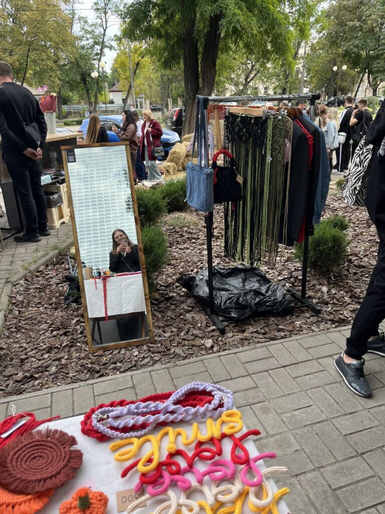 Викладачка за освітою, майстриня за покликанням: як Марина Ткачук перетворила своє хобі з рукоділля на власну справу