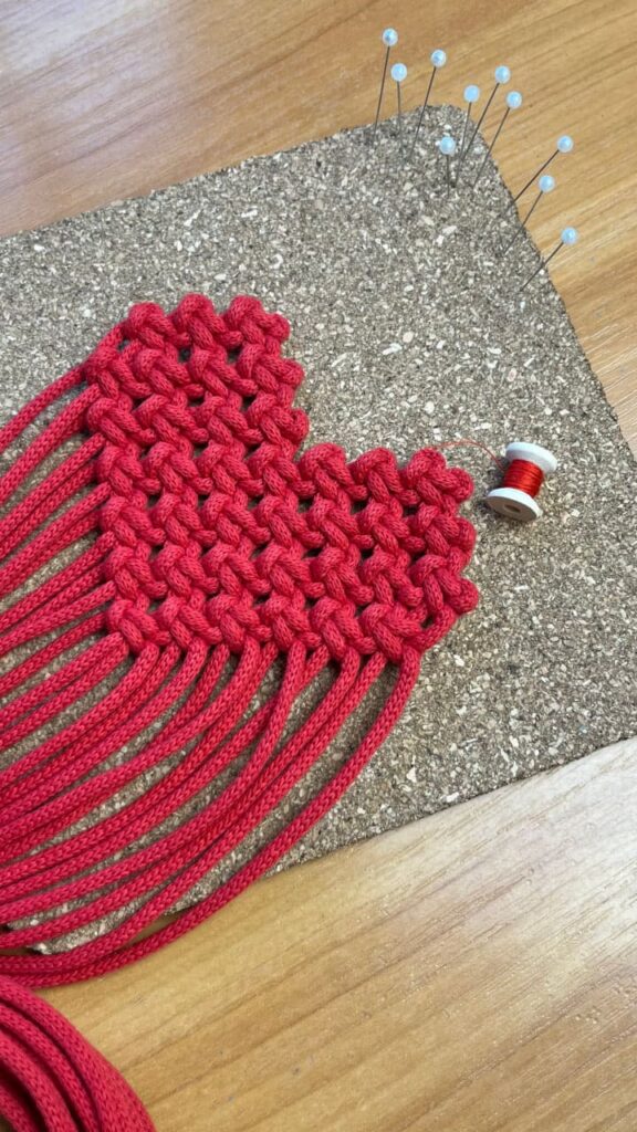 Викладачка за освітою, майстриня за покликанням: як Марина Ткачук перетворила своє хобі з рукоділля на власну справу