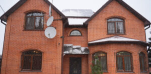 Виховують п’ятьох дітей: у Запоріжжі дитячий будинок сімейного типу отримав ключі від нової оселі, — ФОТО, ВІДЕО