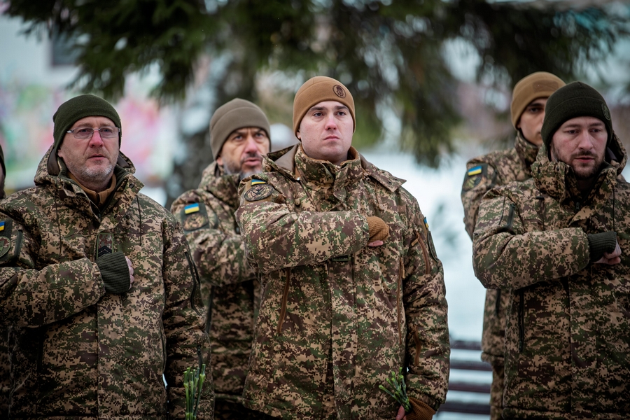 У Запоріжжі відкрили меморіальну дошку на честь полеглого захисника Олега Бурдиновича (ФОТО)