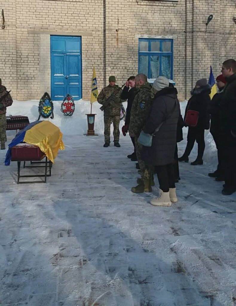 Навіки 46 років: в Запорізькій області попрощались з полеглим захисником