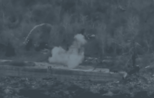 Бердянські прикордонники знищили на Півдні укриття та засіб зв'язку окупантів, — ВІДЕО