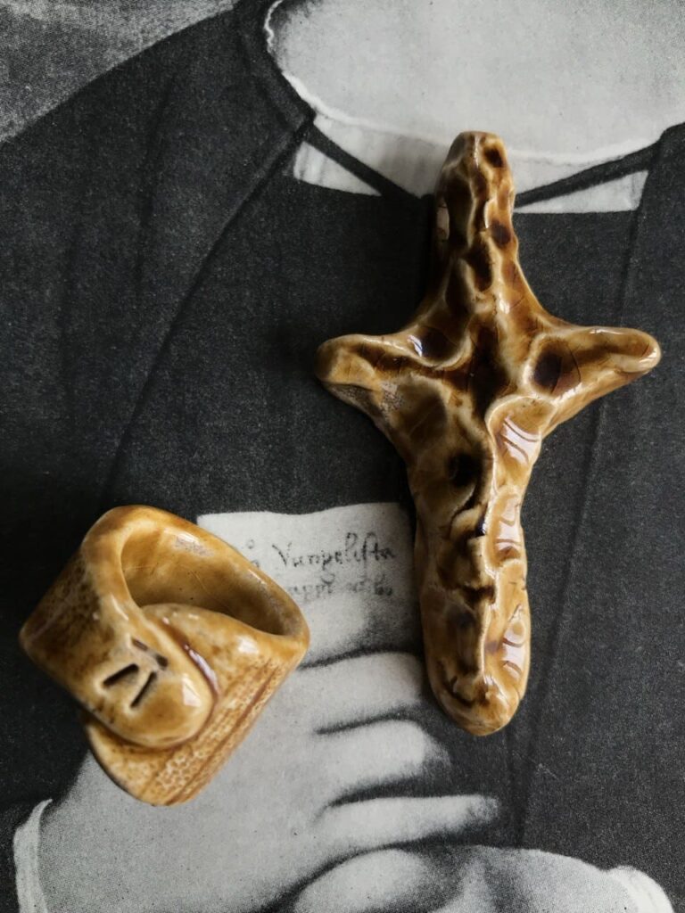 Кераміка ручної роботи: як Тетяна Лопатко із Запоріжжя створює незвичайні авторські прикраси