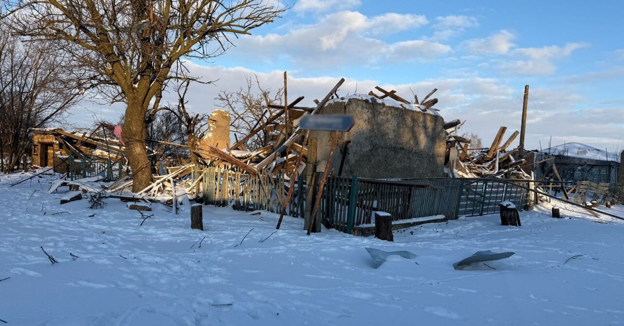 У Запорізькій області 2 січня зафіксували 605 російських ударів за добу: ворог 12 разів вдарив з авіації та застосував 342 безпілотники, — ФОТО