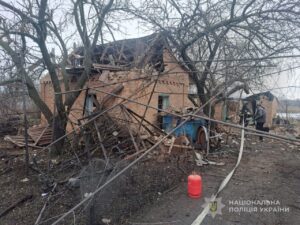 Ранена женщина и повреждены дома: последствия российских ударов по Запорожской области 4 января, - ФОТО