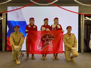 Мілітаризація триває: окупанти вивезли дітей з Бердянська до табору у РФ