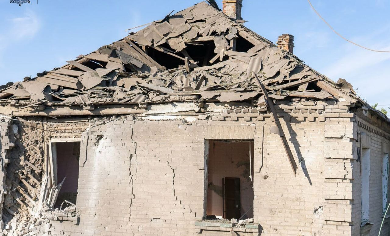 Російські війська обстріляли 24 запорізькі населені пункти за добу: є поранена та руйнування