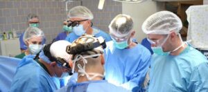 Врятували три життя: у прифронтовому Запоріжжі лікарі провели унікальну мультиорганну трансплантацію, — ФОТО